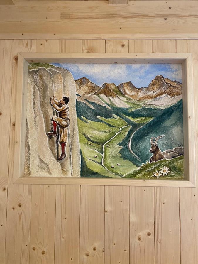 Cesa Prinoth Apartment Campitello di Fassa Luaran gambar
